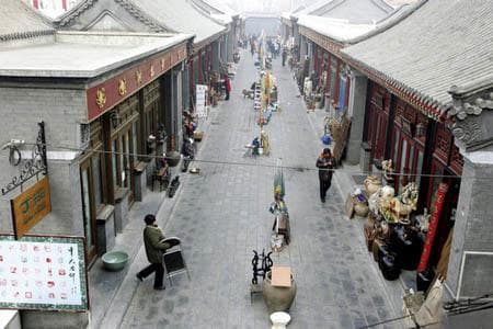 北京潘家园古玩市场：时光的集市，文化的殿堂