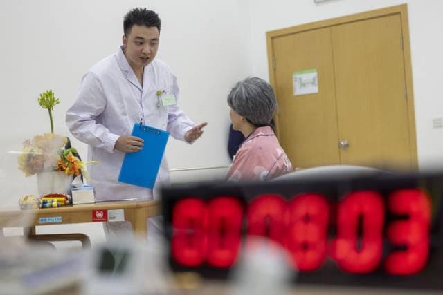 干养老吃香吗？广东民政行业最“卷”的选手话你知