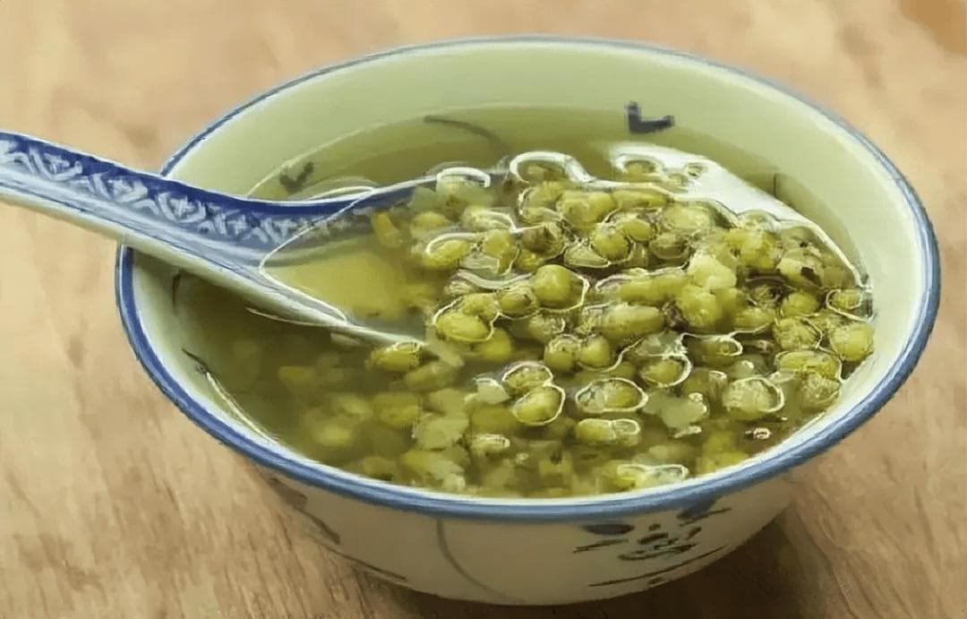 吃中药时不要喝绿豆汤？绿豆真的解药吗？