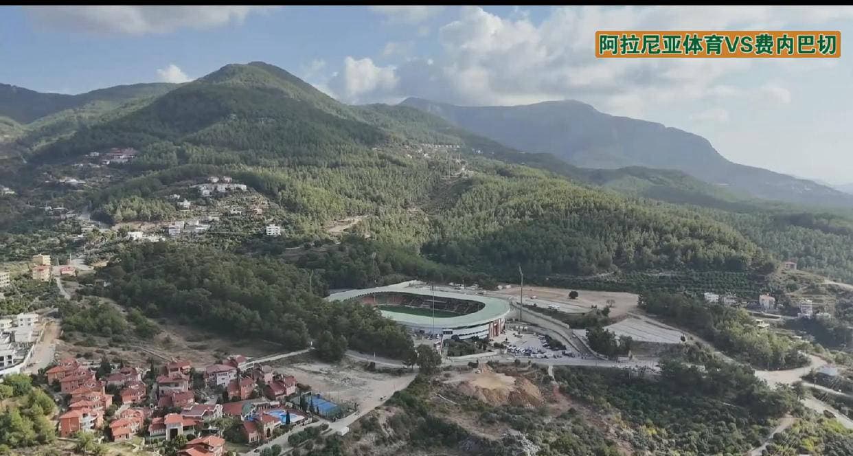 穆里尼奥率领费内巴切克服加拉塔萨雷故伎重施，继续连胜六场