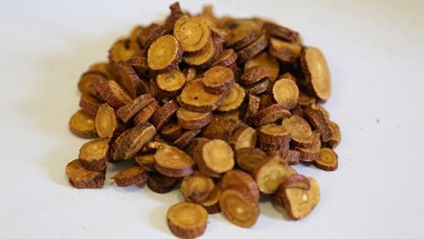 龙胆草的功效与应用：从传统到现代的全面解析