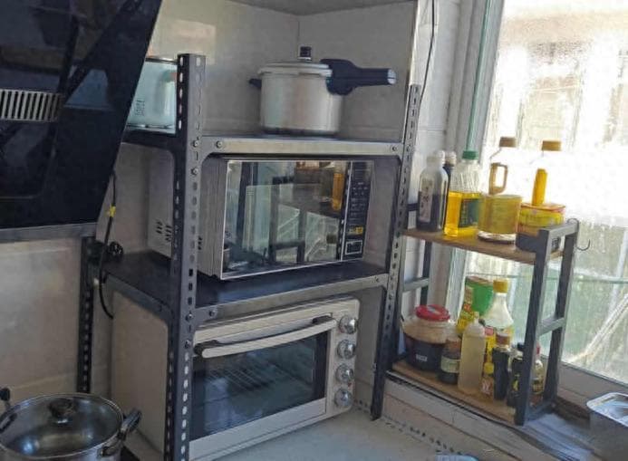 年轻人的省钱妙招：几块钱角钢打造全屋家具