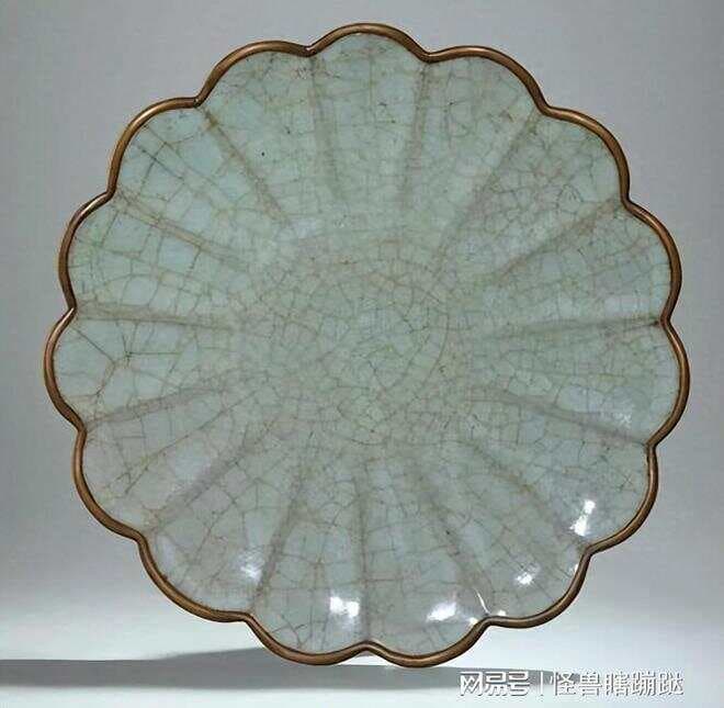 宋瓷茶盏的美学价值及其对中外陶瓷艺术的影响