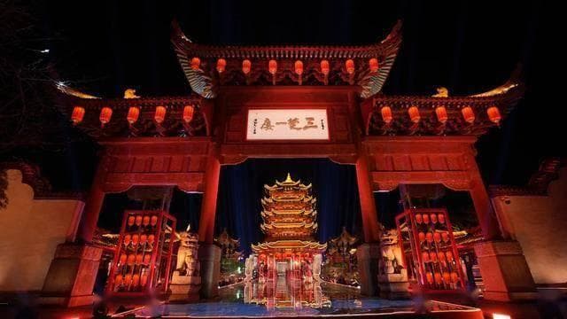 英雄之城，更有英雄气魄