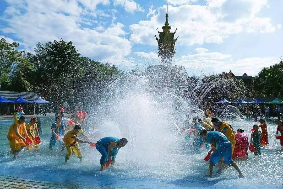 闺蜜出行4天3晚西双版纳热带雨林徒步：自然探险，挑战自我