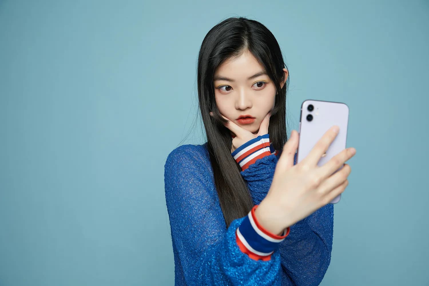 “浓人淡人”：2024年最火社交标签背后的营销密码
