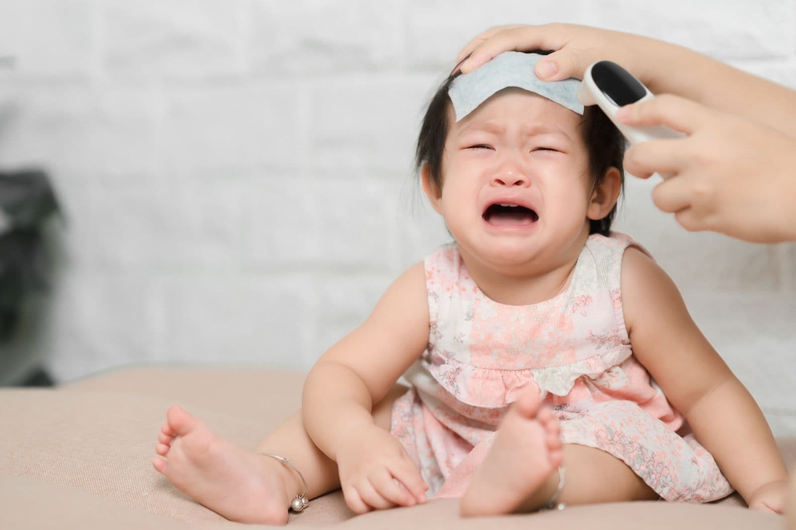 婴幼儿健康 | 小朋友容易患呼吸道合胞病毒RSV？传染力超高，严重可致肺炎！