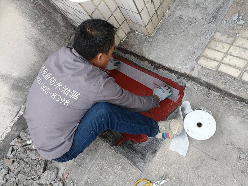顶层漏水怎么办？详细维修指南来了