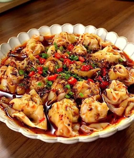 成都必吃美食：从抄手到凉粉，7种地道川味让你感受“世界美食之都”的魅力