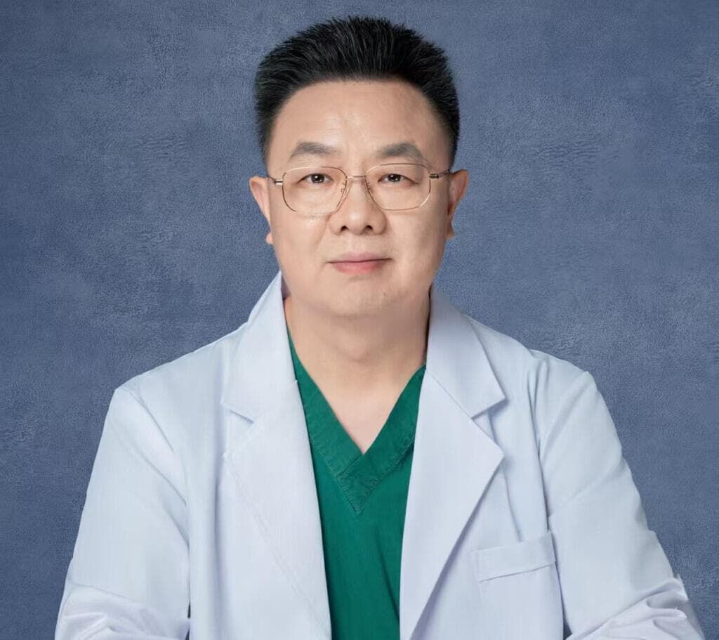 新春拜年送份眼健康礼②|张广斌：带长辈选个适合的老花镜