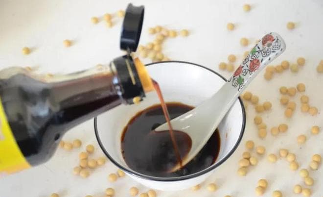 买酱油并非越贵越好，瓶身上有这“5个字”，基本都是好酱油