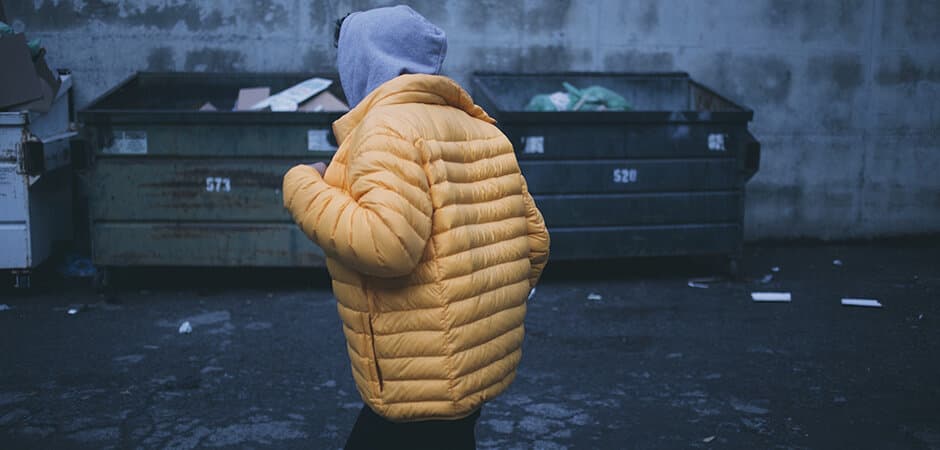 羽绒服什么绒好？羽绒服和棉衣哪个好？一文详解选购指南