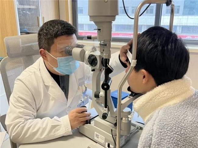 近视手术术后复查全攻略：时间安排、检查内容及注意事项