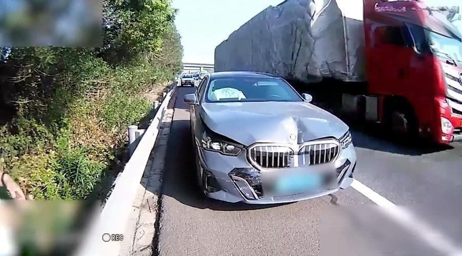 智能驾驶汽车事故频发，带给我们什么警示和思考？