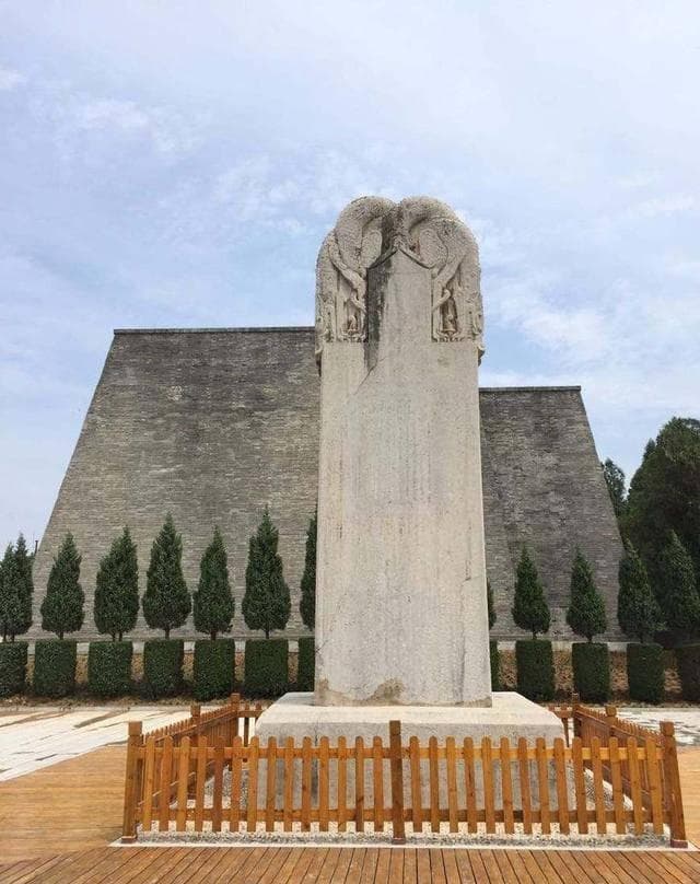 中国唯一一座埋葬两个皇帝的皇陵——乾陵