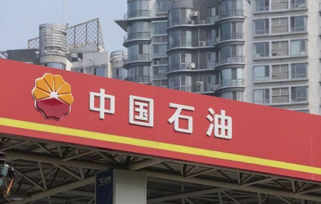 中石油2025秋招19373人，研究生11245人，西南石油大学录用最多