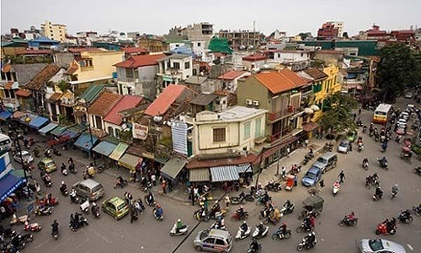 离中国仅150公里，为何越南首都选择河内，而非经济中心胡志明市？