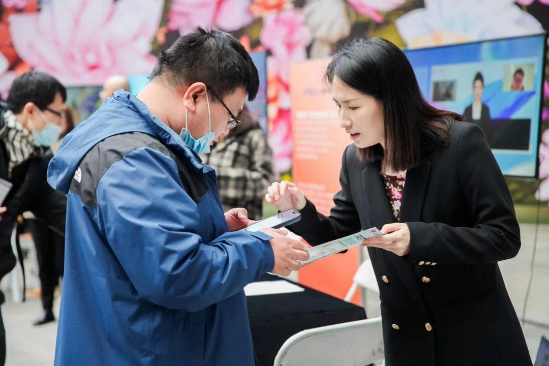 黄浦区创新就业帮扶模式，去年助824名长期失业青年再就业
