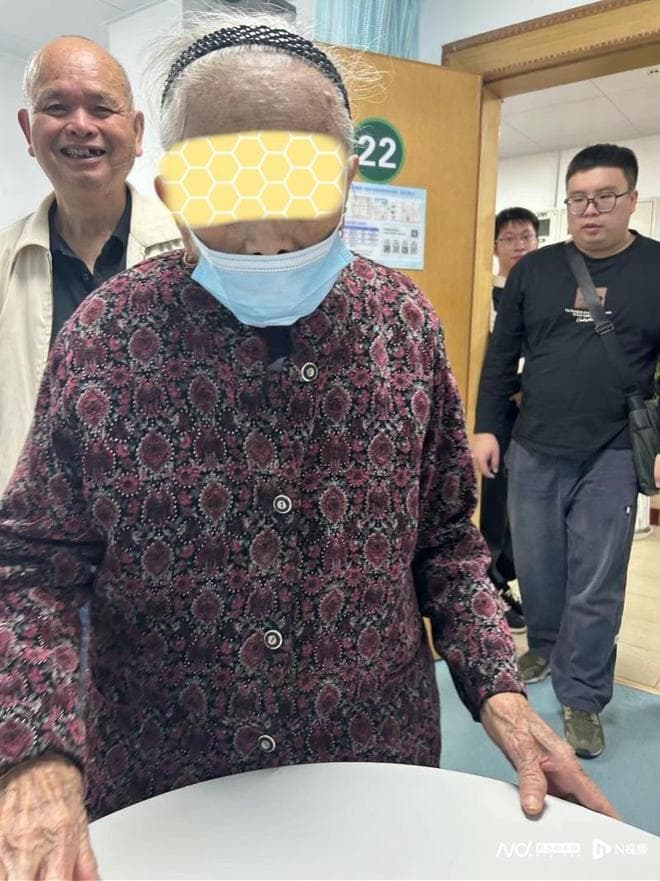103岁老人疝气嵌顿肠坏死，多科协作微创手术成功“拆弹”