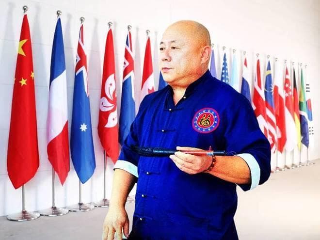 李玉刚教授的"九福"书法艺术：中国福文化的传承与创新