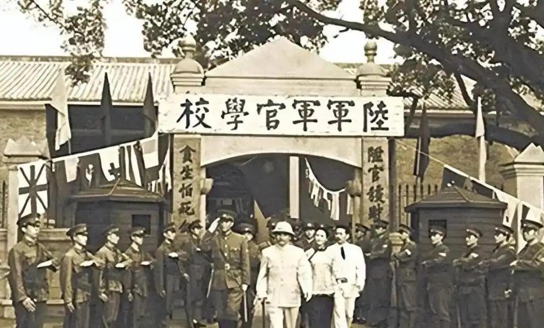 “逃跑将军”孙元良：从黄埔一期到商界巨贾，培养出演艺圈巨星秦汉