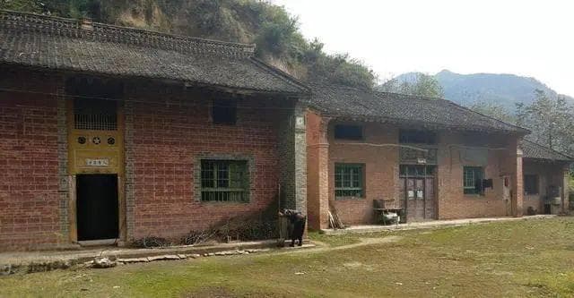 老人去世的房子再入住，有四条禁忌要避开，别不当回事。
