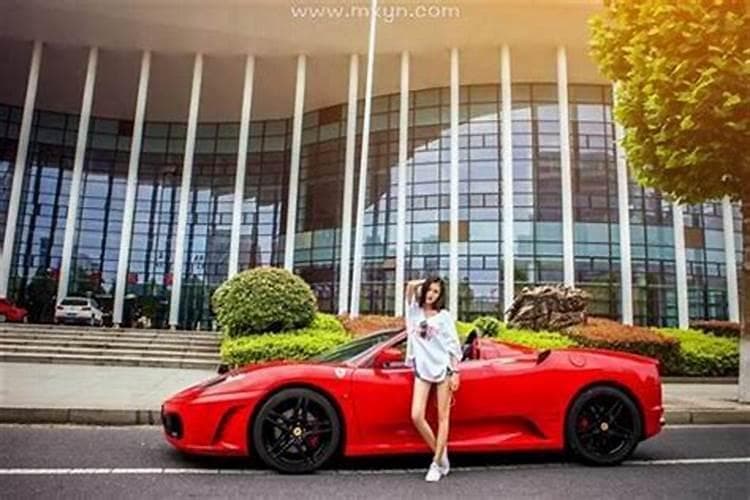 梦到姐姐出车祸：解析梦境的深层含义