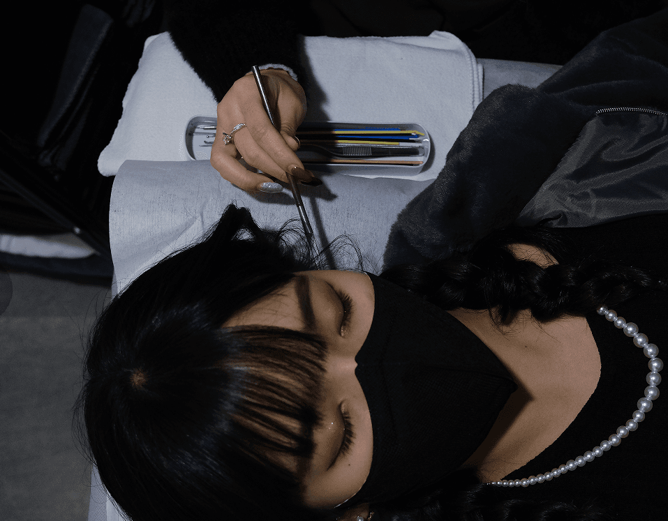 大人中耳炎初期症状与后期影响