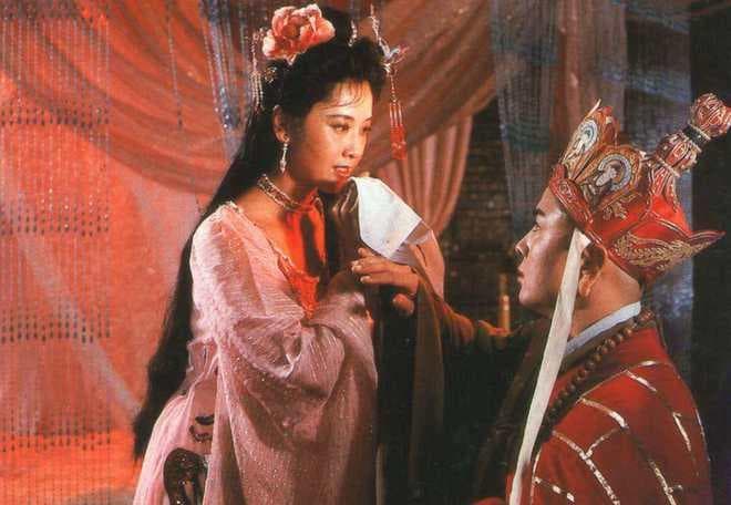 唐僧没破过戒？在女儿国这三个细节表明，唐僧不但动心，还破了戒