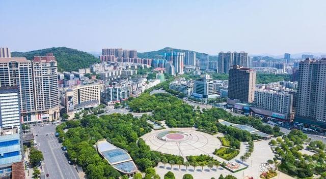 郴州十大景点：东江湖、高椅岭领衔的自然人文盛宴