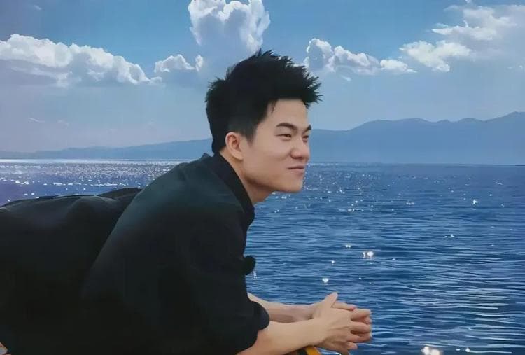 董宇辉：从农村娃到带货天王，半年赚2.8亿的创业传奇