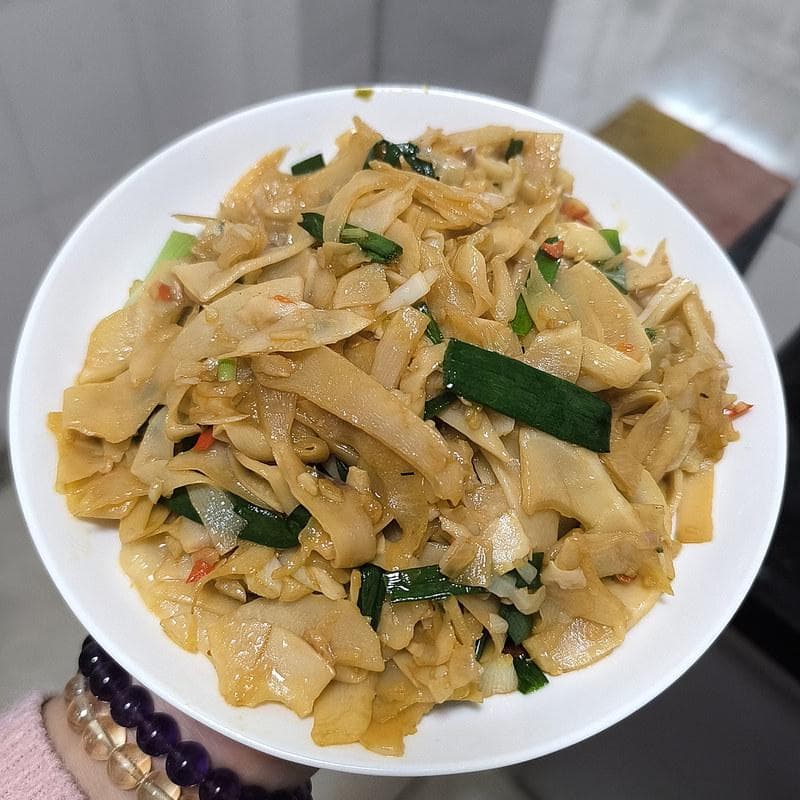 家常爆炒糯米笋