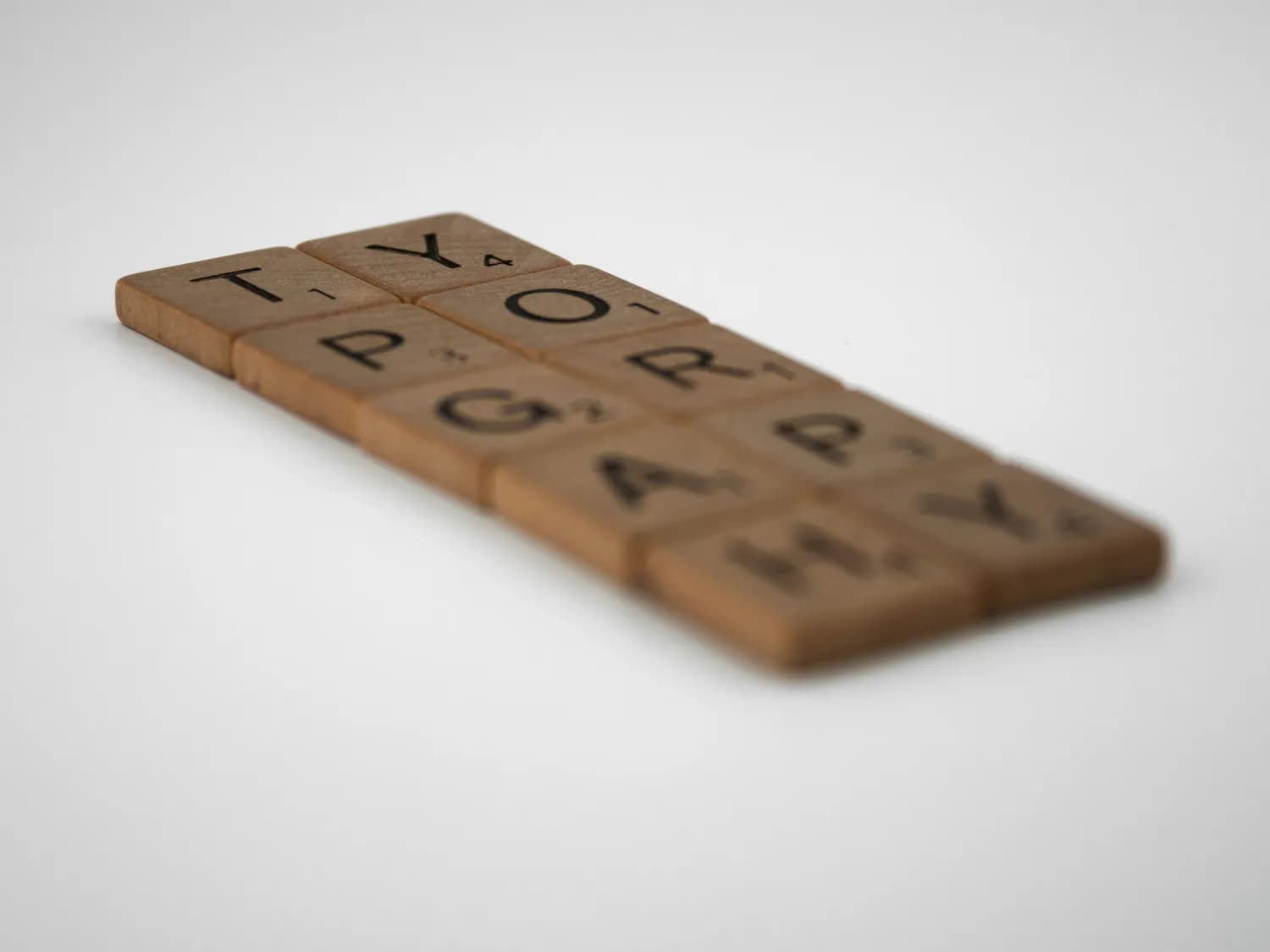 “Board”一词的神奇变身：从木板到董事会