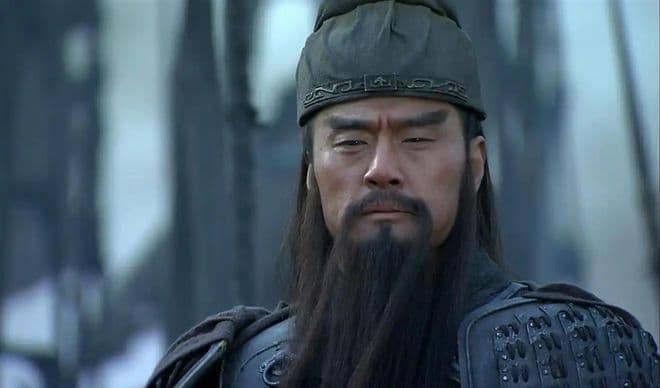 正史对比：关羽斩颜良 vs 吕布战郭汜，谁才是三国第一猛将？
