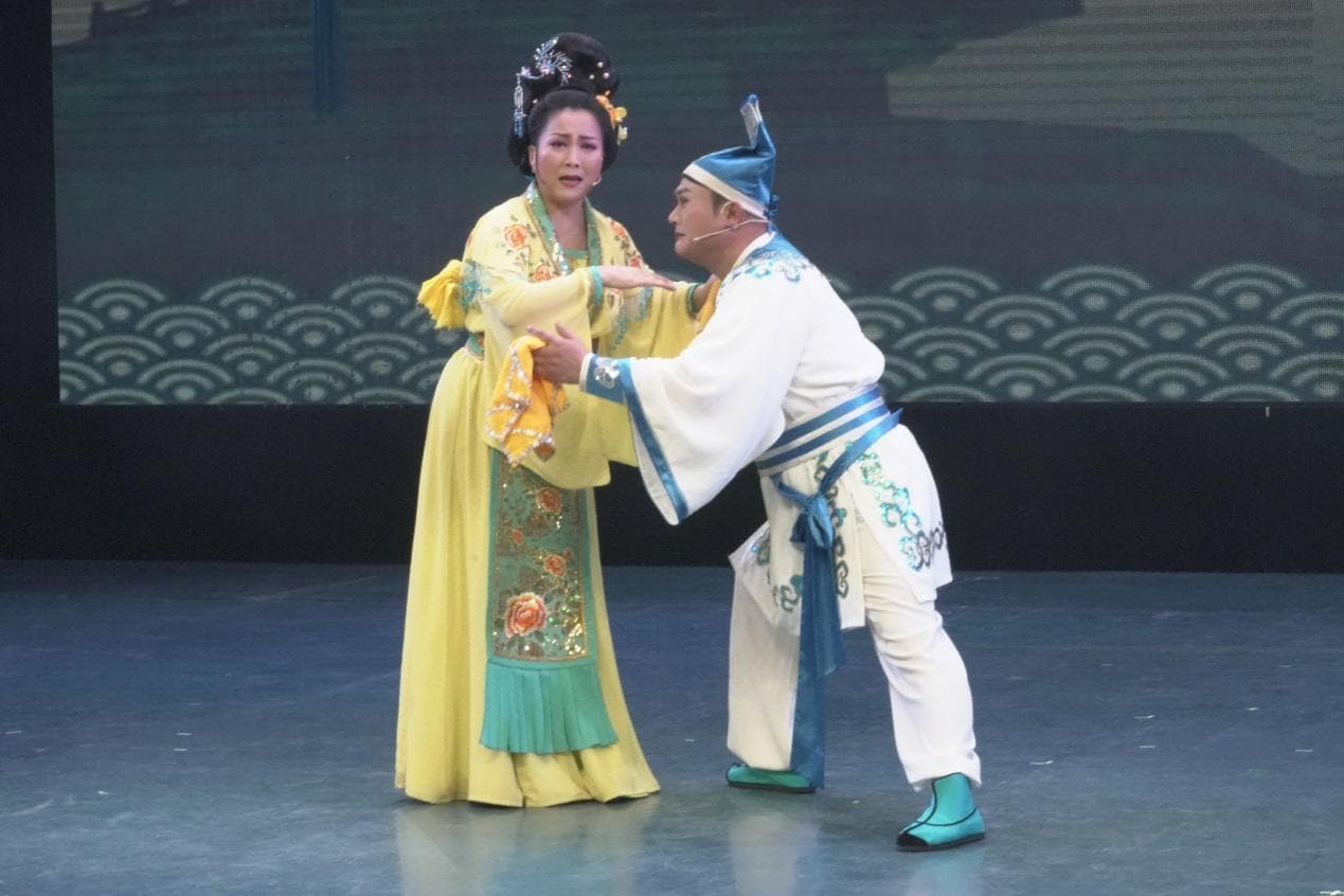 中国戏曲学会二人转研究分会成立仪式暨东北二人转发展研讨会在长春举办