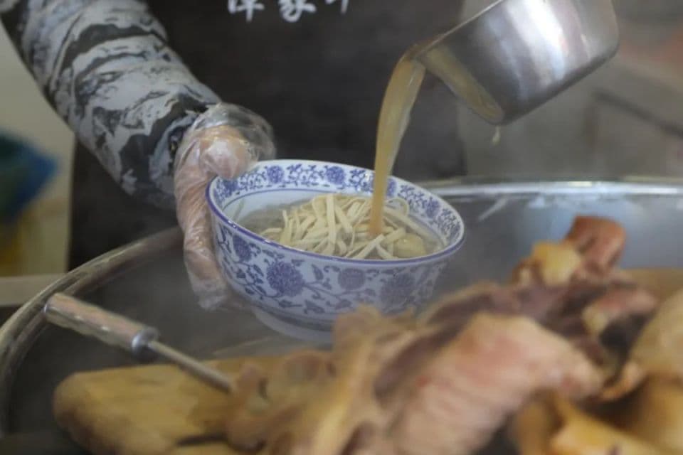 “一碗汤 一座城”淮南牛肉汤特别报道从寿春城到淮南牛肉汤
