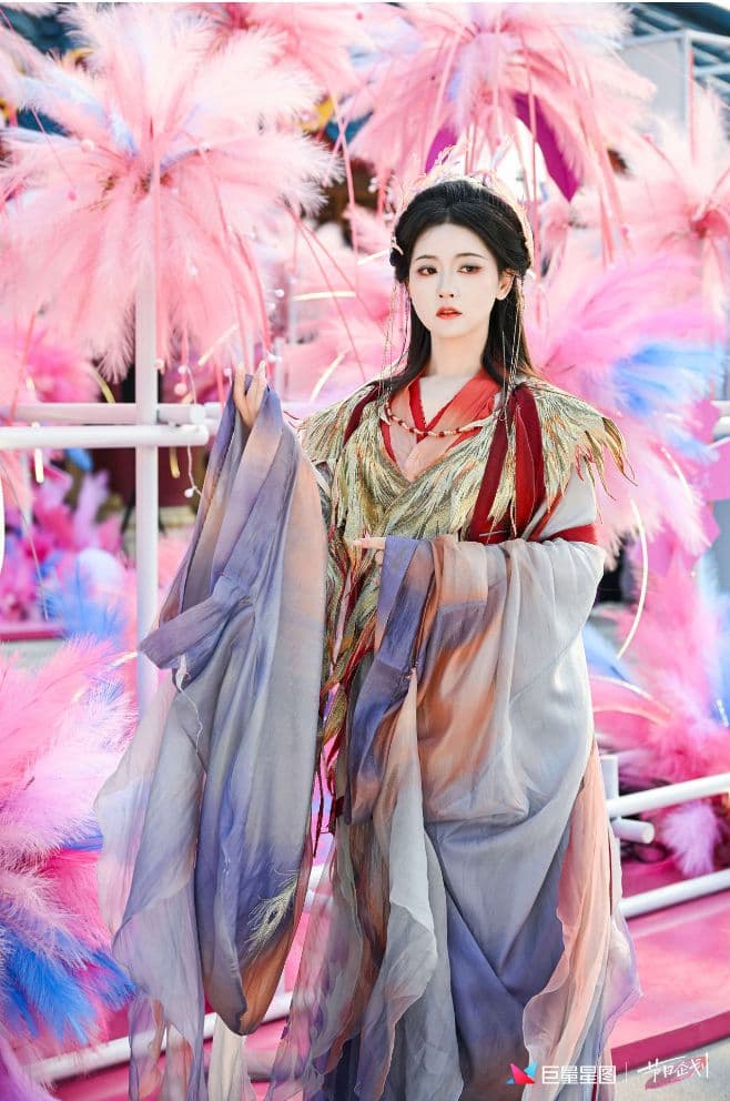 烟花秀成了旅行标配？