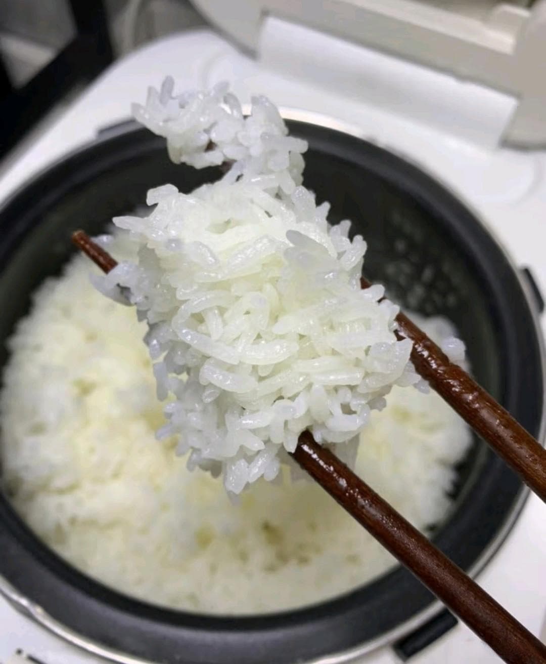 泰国猫牙香米：美味与健康的完美结合