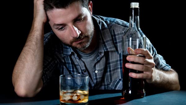 吃火锅喝酒胃疼怎么办？这些缓解方法请收好