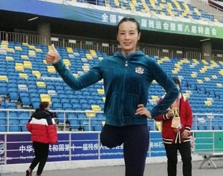 单腿女孩归玉娜：从残运会冠军到创业成功