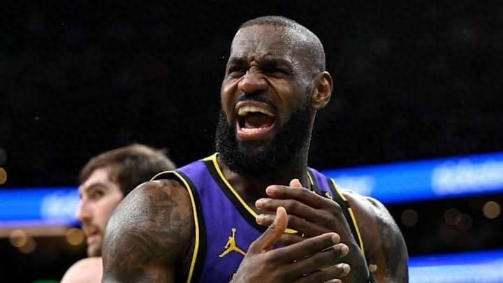 考辛斯批评NBA双重标准：从詹姆斯事件看联盟管理争议