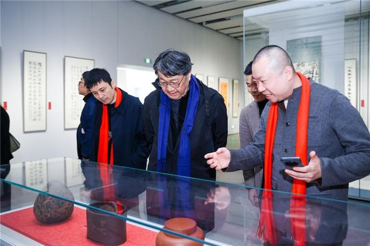 “问梅消息”：西泠印社美术馆迎新年梅花主题展开幕