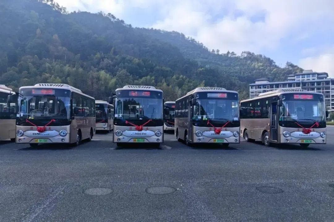 宜昌客运中心站：水陆联运直通三峡景区