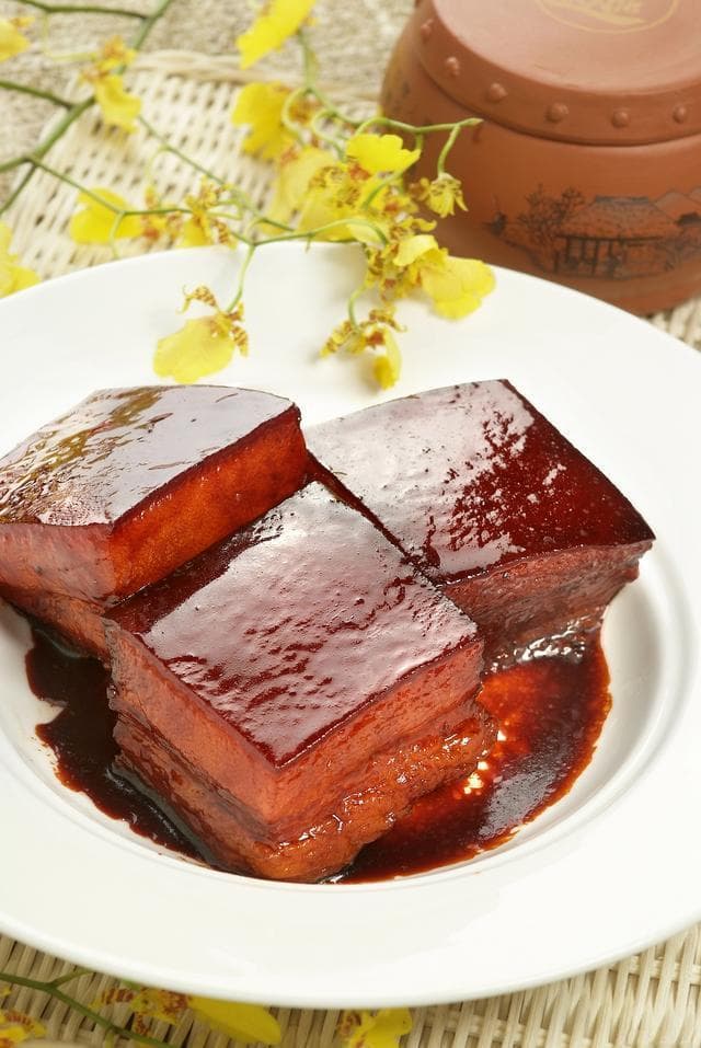 苏东坡的东坡肉：历史与文化的完美融合