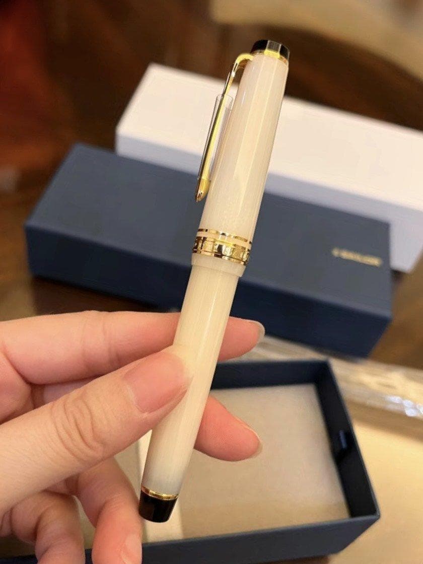 钢笔，我们身边的贴心伙伴