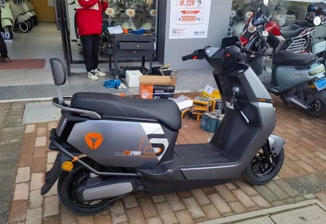 买电动车，电池容量大的好，还是电压高的好？有什么区别？
