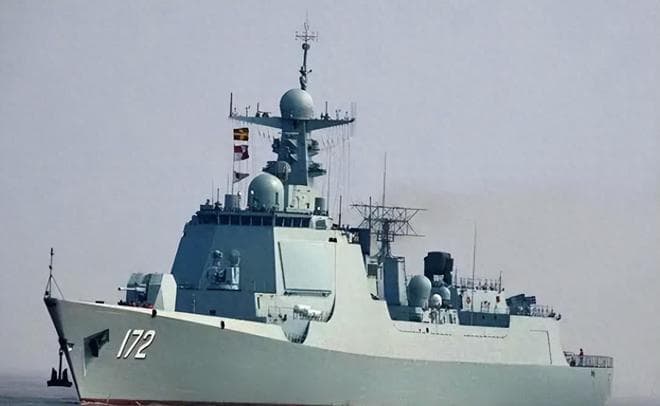 官宣：052D具备海基反导能力，可能携带鹰击21，战力超阿利伯克。
