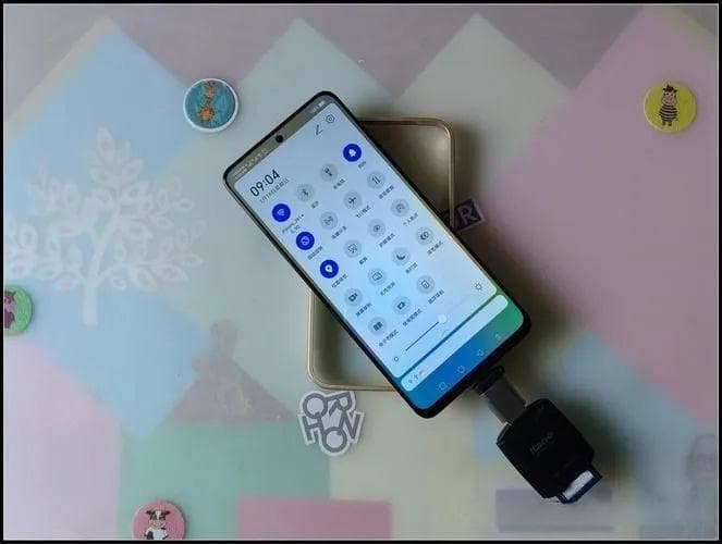 手机连接u盘怎么打开？iOS与安卓系统操作步骤，一文全搞定！