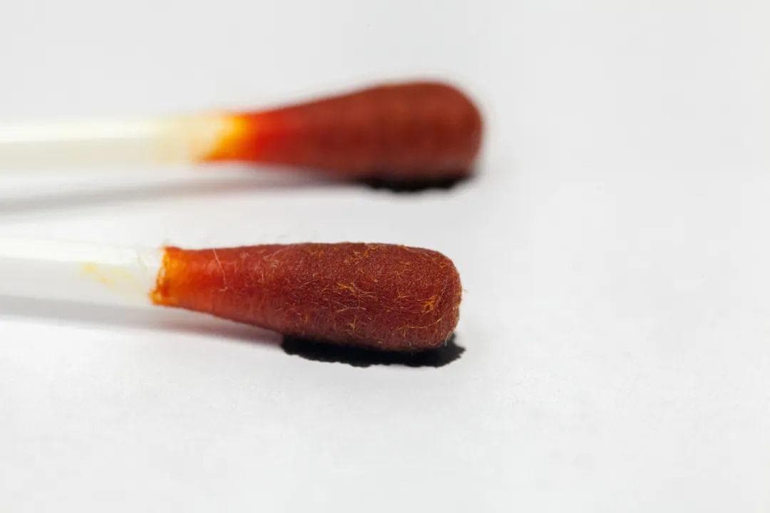想祛痘、美白、治脱发就刷碘伏？！