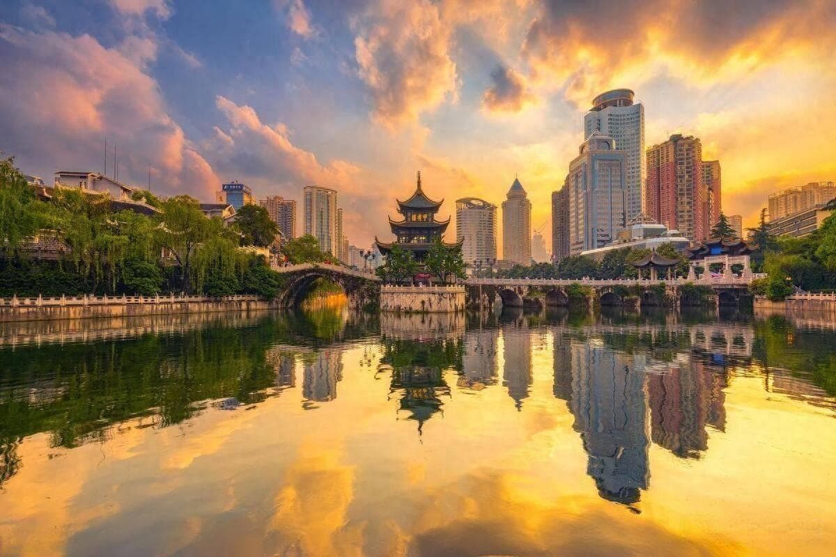 贵阳二日游最佳安排，探索城市文化与自然美景